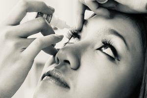 ¿Cómo prevenir y tratar el síndrome de ojo seco?